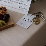Q-zen House *