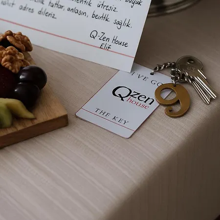 Q-zen House *