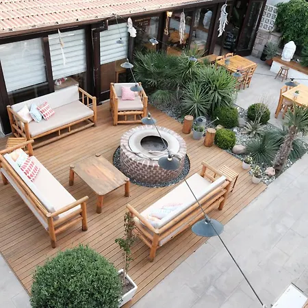 Q-zen House جوندا