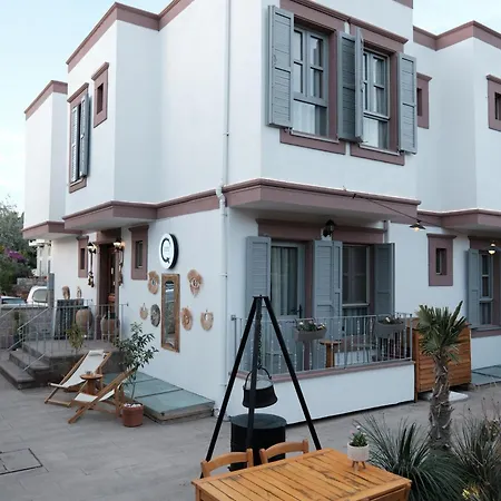 Q-zen House *